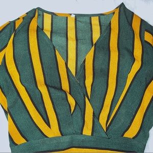 Pine Stripe Long Sleep Crop Top💛